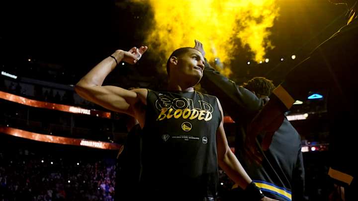 VIDEO: Poole And Curry 'Swing Dance'