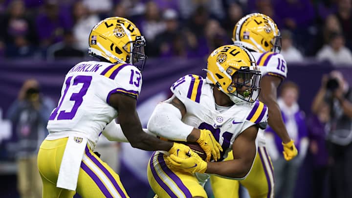 LSU Running Back, Former Bearcats Target Corey Kiner Enters Transfer Portal