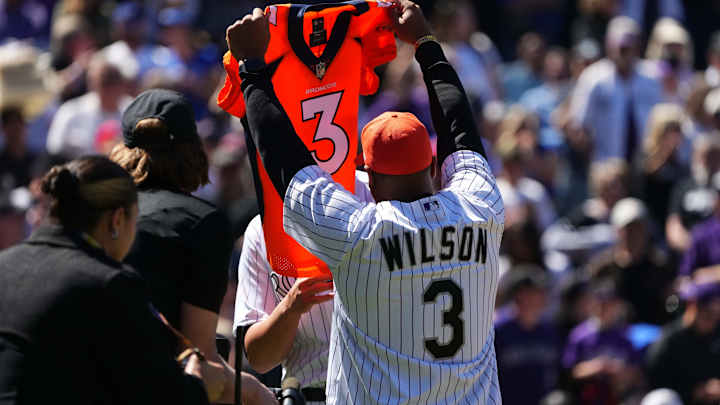 Former Wisconsin HC Bret Bielema: Russell Wilson will Set a Standard 'No One Else can Match'