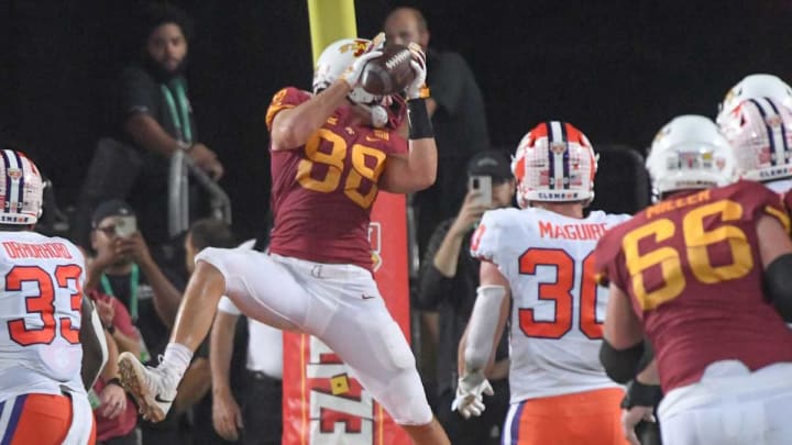 Hicks: Ranking the Top 10 Tight Ends in the 2022 NFL Draft