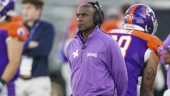 Pittsburgh Maulers Cut RB Over Pizza Dispute Pittsburgh Maulers Cut RB Over Pizza Dispute