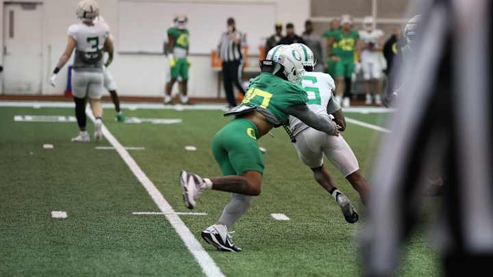 Oregon Linebacker Justin Flowe Progressing Ahead of Ducks Spring Game Saturday