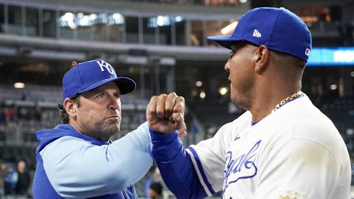 Despite Scare, Salvador Perez Avoided Major Injury vs. Mariners