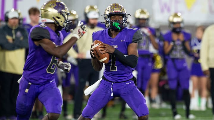 Looking at the Top Quarterbacks in Alabama High School for 2022