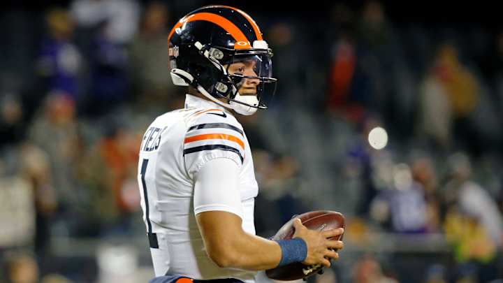 Justin Fields Says Colin Kaepernick ‘Looked Pretty Good’ in Joint Offseason Workout