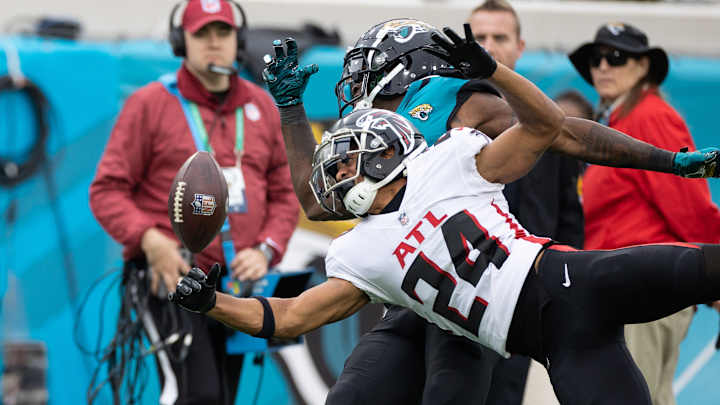 'Everybody's Coming Together': Falcons CB A.J. Terrell Excited To Work With New Defensive Faces 'Everybody's Coming Together': Falcons CB A.J. Terrell Excited To Work With New Defensive Faces