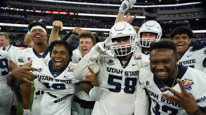 How to Watch Utah State at No. 1 Alabama