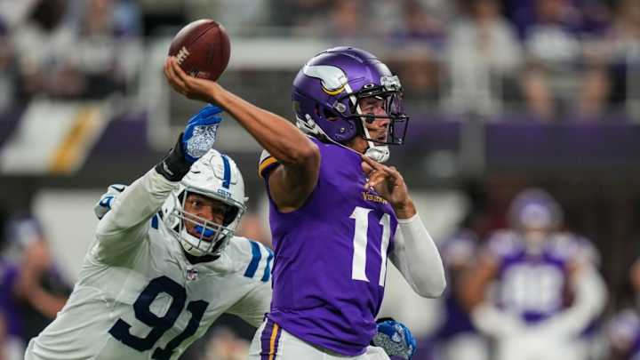 Cleveland Browns sign DE Isaac Rochell, as well as another wide receiver Cleveland Browns sign DE Isaac Rochell, as well as another wide receiver