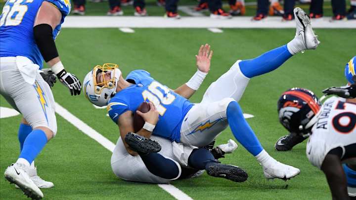 Entering Contract Year, Broncos DL Dre'Mont Jones Focused on Football, Not Financials