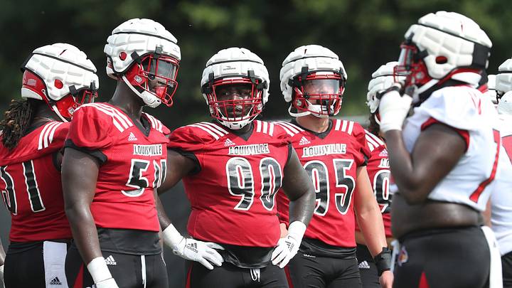 Caleb Banks Giving Louisville 'Untapped' Potential at Nose Tackle