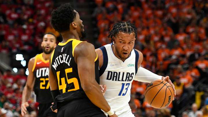 Brunson, Dinwiddie Lead Mavs Past Jazz, Take Back Home Court in Game 3