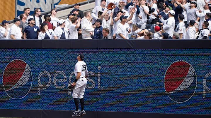 Yankees Stun Guardians In Walkoff Win