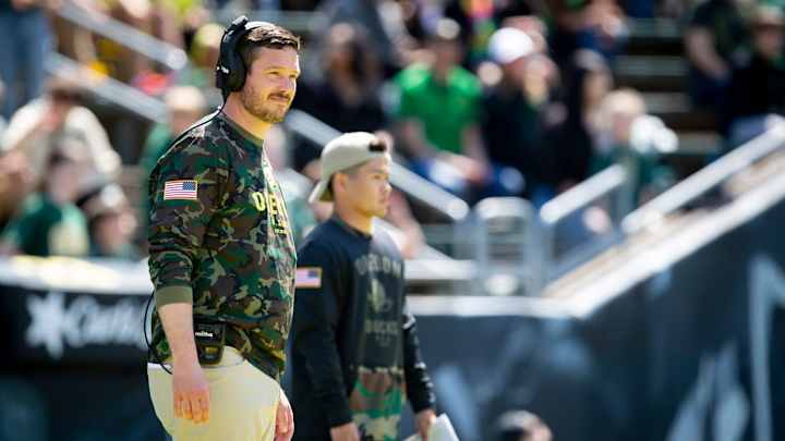 Ranking Oregon Football's 2022 Schedule Ranking Oregon Football's 2022 Schedule