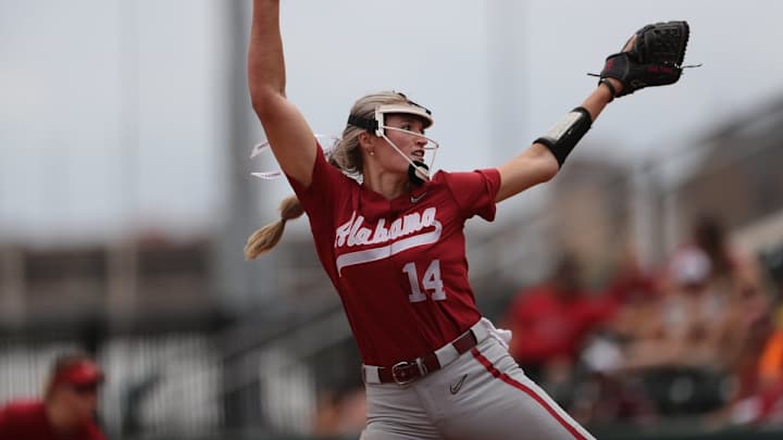 Alabama Softball Bounces Back to Take Series Finale from Texas A&M