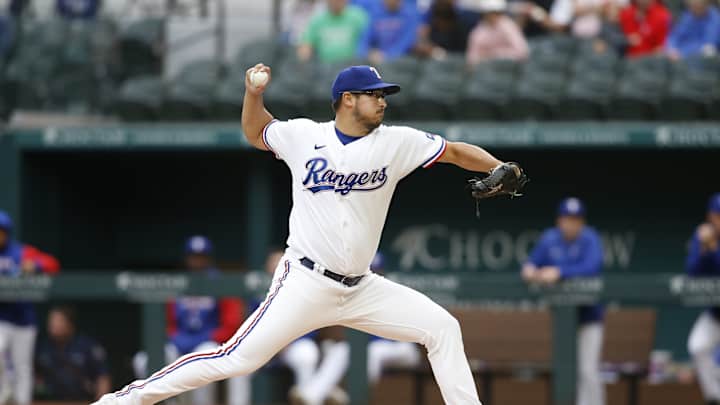 Pregame Notes: Rangers, White Sox Series Tied