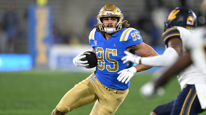 NFL Draft Preview 2022: UCLA Football Tight End Greg Dulcich