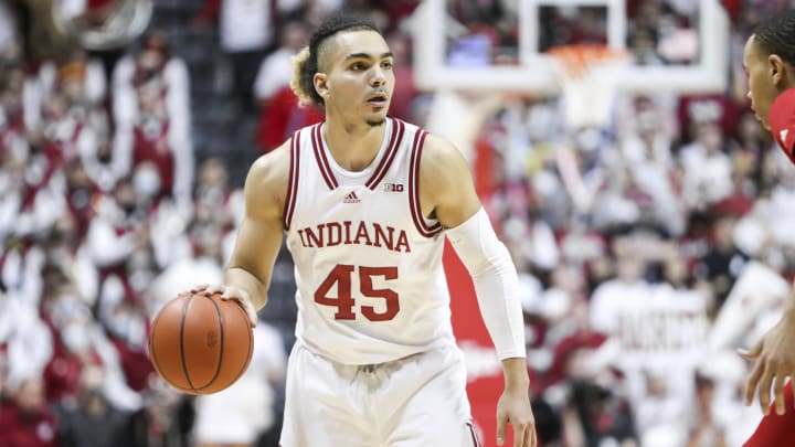 Former Hoosier Parker Stewart Returns Home to UT-Martin For Final College Season