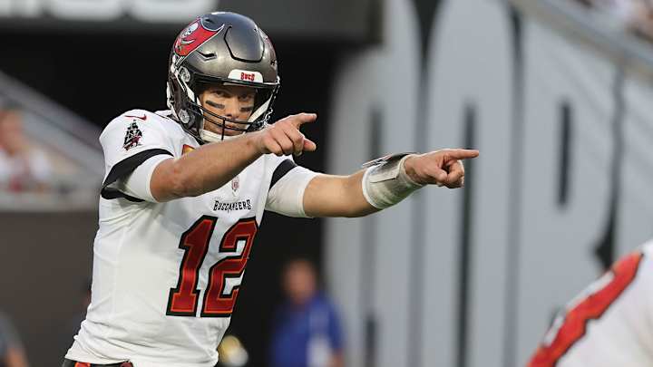 2022 NFL Schedule: Tom Brady, Nick Chubb Among Stars With Favorable Fantasy First Four Weeks