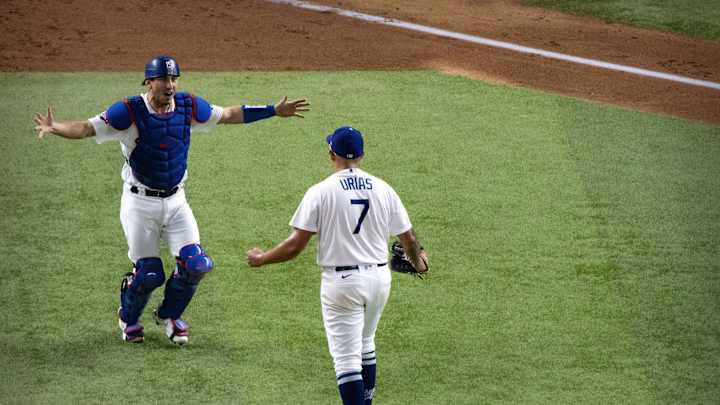 Dodgers: Austin Barnes Reveals Whereabouts of His World Series Glove