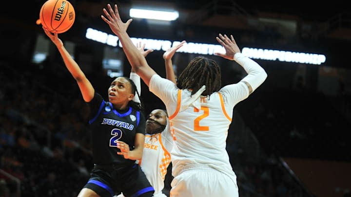 Dyaisha Fair Had Options, But Stayed Loyal to Felisha Legette-Jack Dyaisha Fair Had Options, But Stayed Loyal to Felisha Legette-Jack