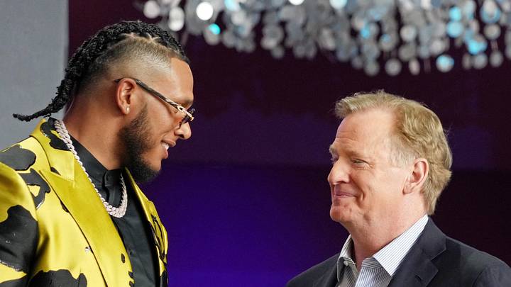 The NFL world reacts to the New York Jets selecting Jermaine Johnson No. 26 overall