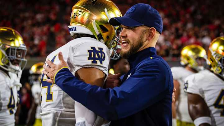 Safeties Coach Chris O'Leary To Stay At Notre Dame Safeties Coach Chris O'Leary To Stay At Notre Dame