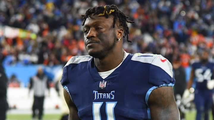 A.J. Brown Shares Top Offer He Received From Titans Before Trade
