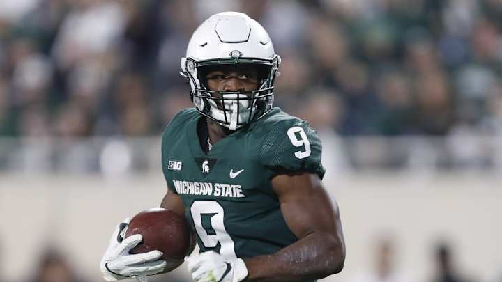 BREAKING: Kenneth Walker III is off the board in NFL Draft's 2nd Round BREAKING: Kenneth Walker III is off the board in NFL Draft's 2nd Round