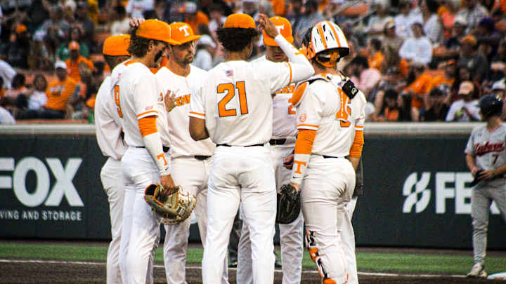 Tennessee Falls to Kentucky in 13 Innings