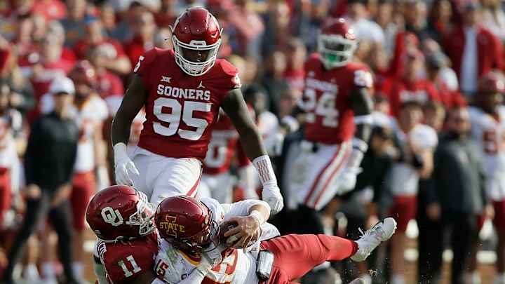 Broncos Select Oklahoma DE Nik Bonitto at No. 64 Overall