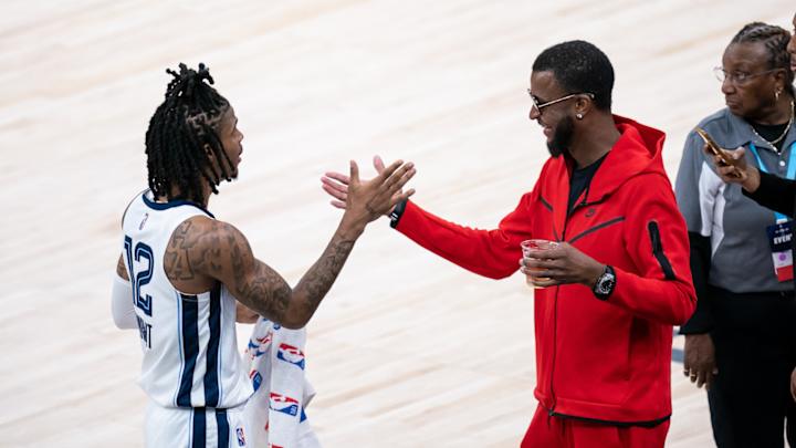 Karl-Anthony Towns’s Dad Loses Bet, Dons Ja Morant’s Jersey Karl-Anthony Towns’s Dad Loses Bet, Dons Ja Morant’s Jersey