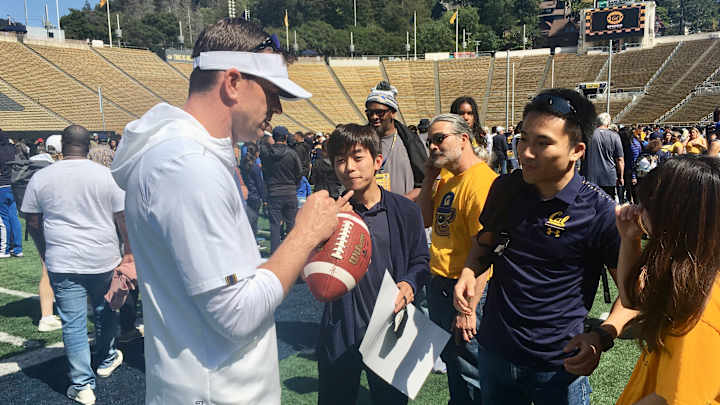 Cal Football: Bears Celebrate Spring Game in Front of 3,000 Fans at Memorial Stadium Cal Football: Bears Celebrate Spring Game in Front of 3,000 Fans at Memorial Stadium