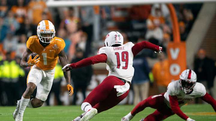 A Few Good Men Not Enough for Bears A Few Good Men Not Enough for Bears