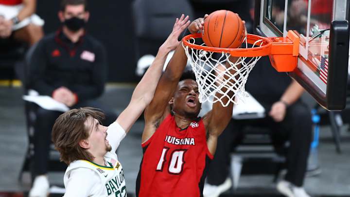 Rebels Basketball Adds Big Man Theo Akwuba From the Transfer Portal