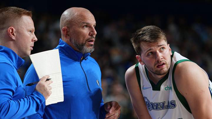 Hornets to Interview Mavs Assistant For Head Coach Position