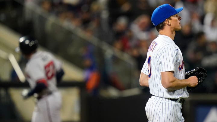 MLB Umpire Apologizes to Mets Pitcher Between Innings After Blowing Call