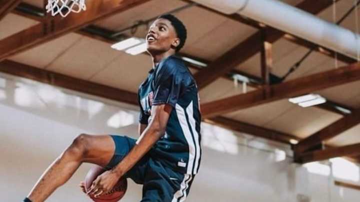 Syracuse in the Mix For Intriguing 6-10 Forward Tafara Gapare Syracuse in the Mix For Intriguing 6-10 Forward Tafara Gapare