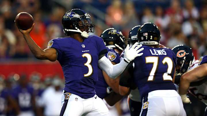 Justin Fields Dosn't Need a Caddie Justin Fields Dosn't Need a Caddie