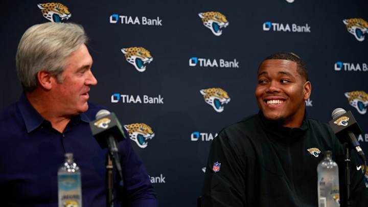 Doug Pederson Discusses Jaguars Passing on Aidan Hutchinson: 'Travon We Felt Was a Better Fit For Us' Doug Pederson Discusses Jaguars Passing on Aidan Hutchinson: 'Travon We Felt Was a Better Fit For Us'