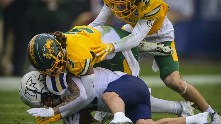 OFFICIAL: West Virginia Signs NDSU Transfer Jasir Cox