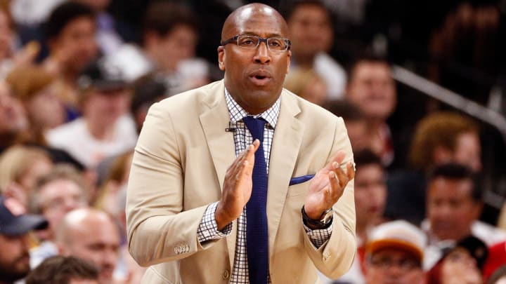 Kings Reportedly Agree to Four-Year Deal with Warriors’ Mike Brown