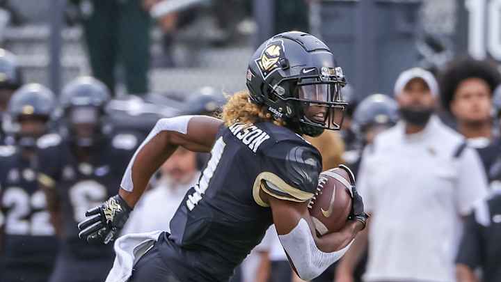 Coveted Transfer Wide Receiver Jaylon Robinson Recaps Weekend on Rocky Top, Goes In-Depth on Transfer Recruitment Coveted Transfer Wide Receiver Jaylon Robinson Recaps Weekend on Rocky Top, Goes In-Depth on Transfer Recruitment