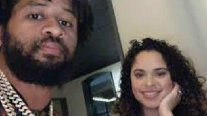 Earl Thomas Threatens To ‘Poison’ Wife And Kids; Felony Arrest Warrant Issued