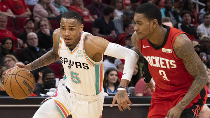 Spurs' Dejounte Murray 'Name to Watch' in Trade Talks Spurs' Dejounte Murray 'Name to Watch' in Trade Talks