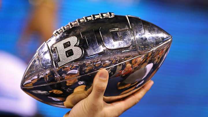 Wisconsin football opens with the second-best odds to win the Big Ten by BetOnline