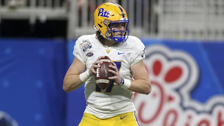 Former Pitt QB Davis Beville Commits to Oklahoma