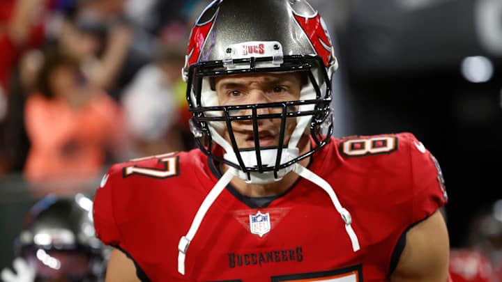 Report: Rob Gronkowski might not make up his mind until later this summer