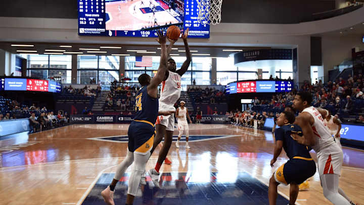 Duquesne Transfer Center Mounir Hima Officially Visits Syracuse