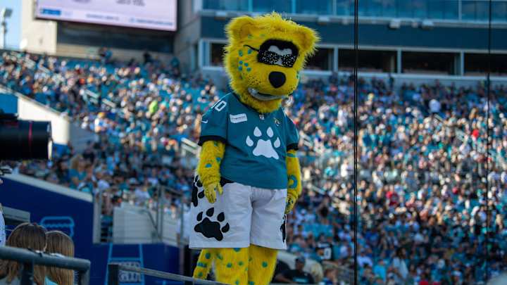 Jaguars 2022 Schedule Released: Jacksonville’s 17 Opponents, Game Dates