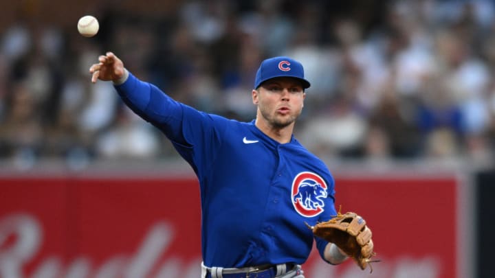 Cubs SS Nico Hoerner Leaves Game After Colliding With Umpire